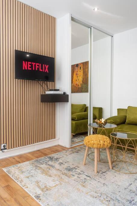איברי-סור-סיין Parisian & Chic Appartement -15 Min From Paris Center מראה חיצוני תמונה